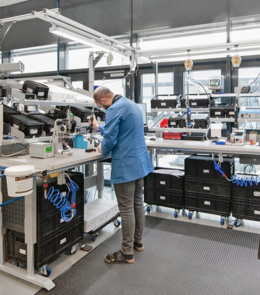 ESD-Arbeitsplatz für Elektronikbauteile {{brizy_dc_image_alt imageSrc=